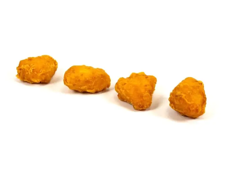 Kip Chunks – krokant gepaneerde kipstukjes uit de oven met frisse koolsalade